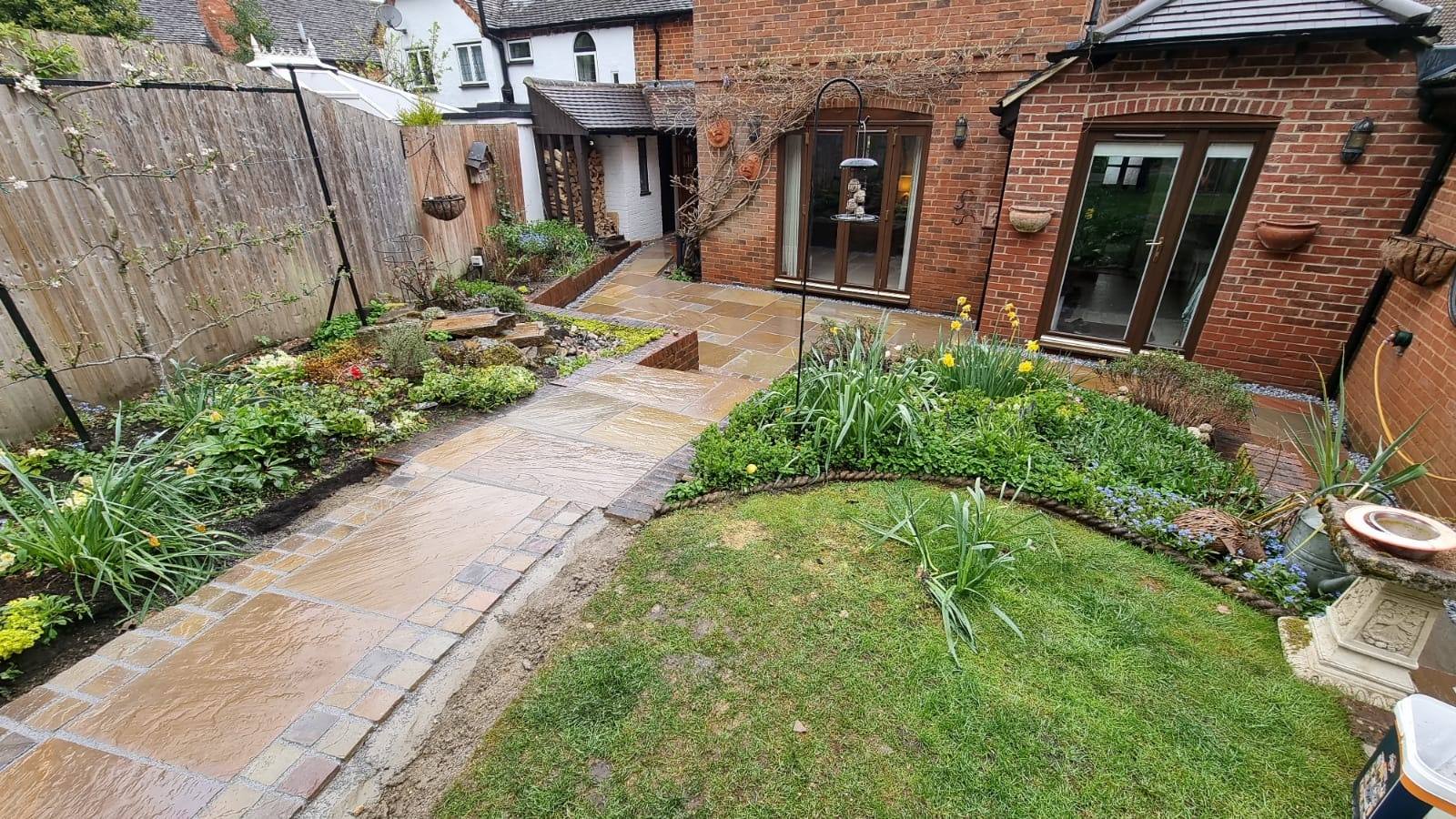 Gallery | Absolute Landscapes | Quality Landscaping | Berkshire | Hampshire